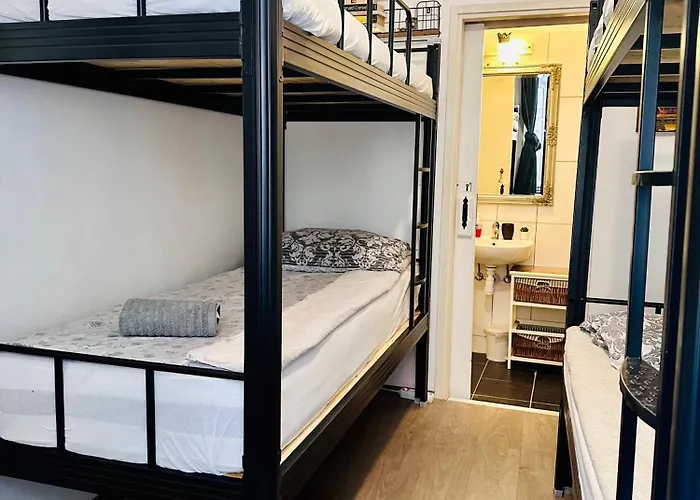 Kingslanding Old Town Hostel Ragusa